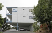 Building Photo - Sea Cliff Villa