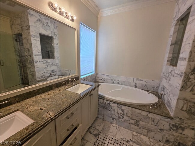 Building Photo - 9338 Wilderness Glen Ave