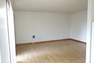 Building Photo - 2881 Francis SE St