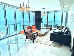 Building Photo - 17001 Collins Ave