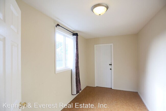 Building Photo - 1 br, 1 bath House - 948 South Van Ness Av...