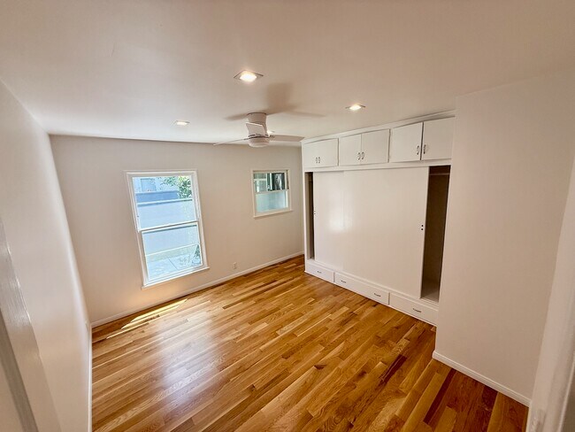bedroom 1 - 714 Lincoln Blvd