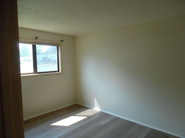 Building Photo - 2 bedroom in Billings MT 59102