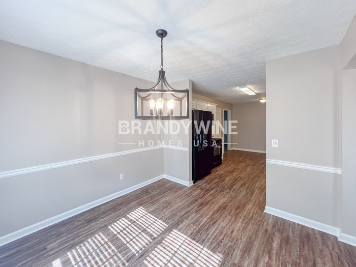 Building Photo - 30 Aspen Forest Dr