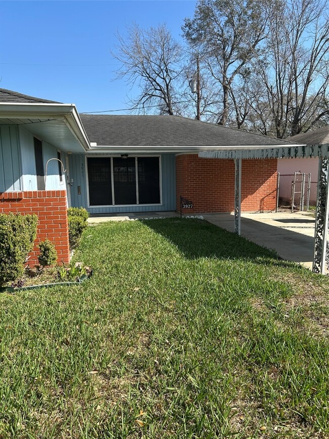 Building Photo - 3927 Faulkner St