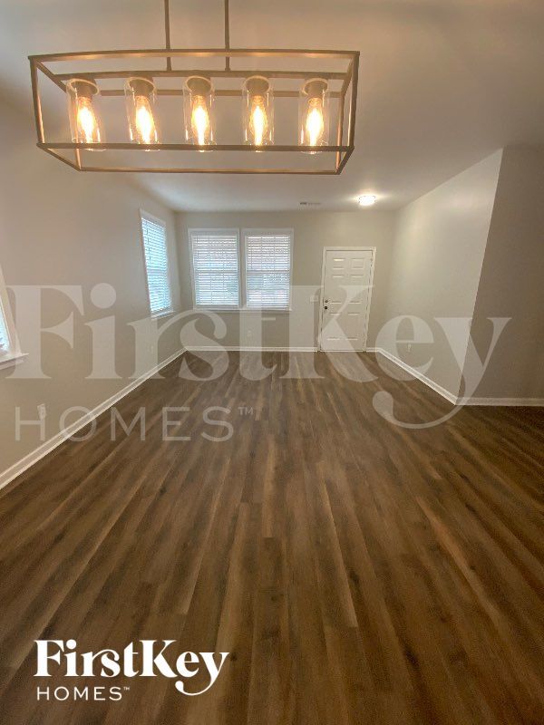 Building Photo - 85 Parkmont Way