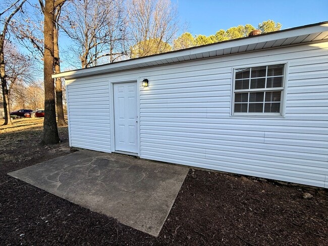 Building Photo - 3 Bedroom/2 Bathroom Home in Paragould AR - $1,225/month