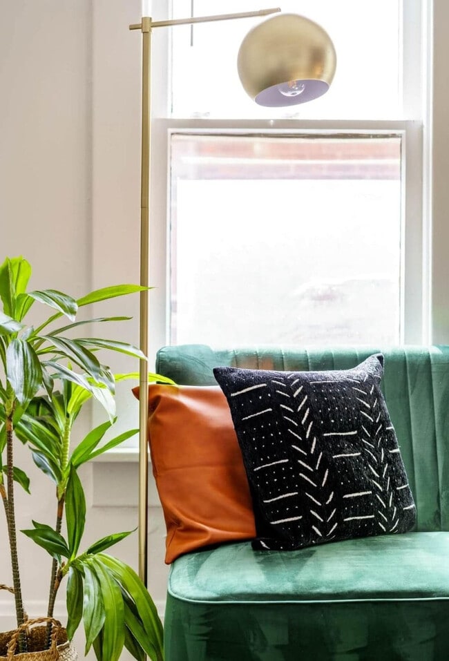 Building Photo - 575 1/2 City Park Avenue-SI ID1265634P