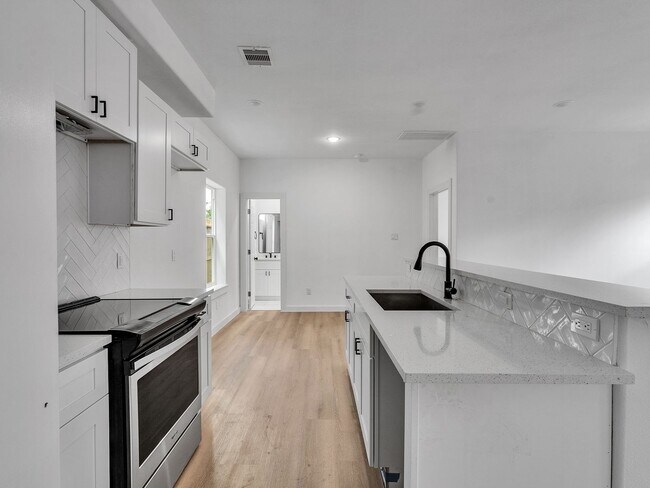 Building Photo - 8312 De Priest St