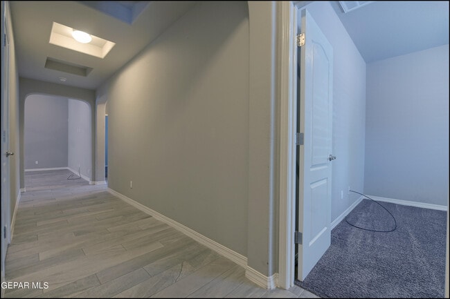 Building Photo - 13677 Lartington St