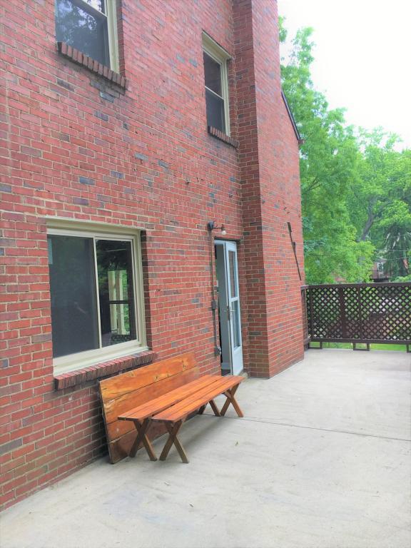 Building Photo - 390 Orchard Dr