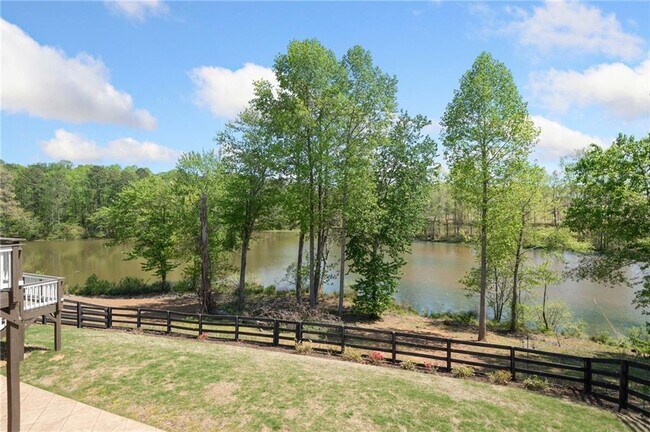 Building Photo - 4180 Woodwind Dr