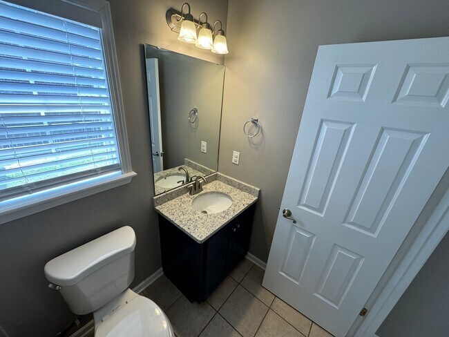 Building Photo - 3BR/2BA Home For Rent