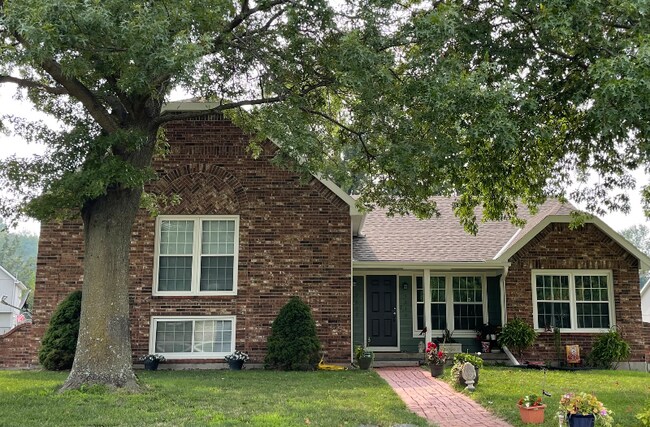 Primary Photo - 3838 N 123rd St