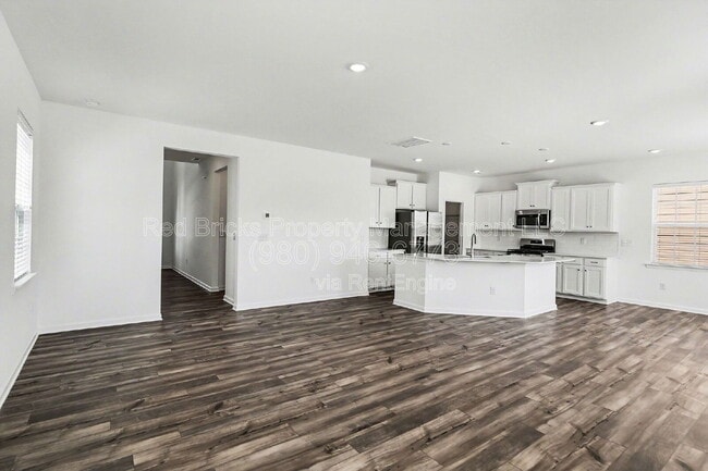 Building Photo - 1706 Heron Ct