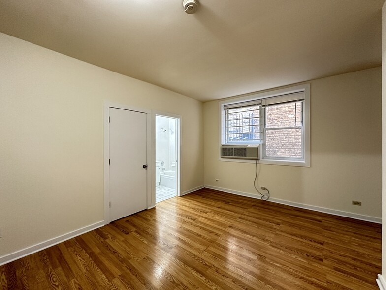 Building Photo - 1850 N Humboldt Blvd