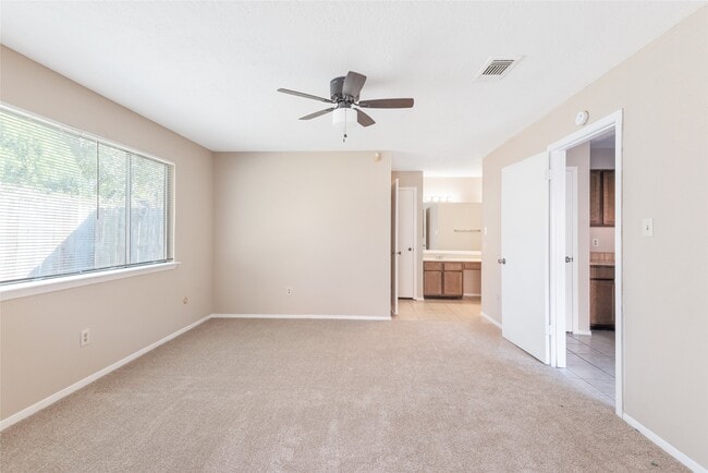 Building Photo - 8915 Beau Monde Dr