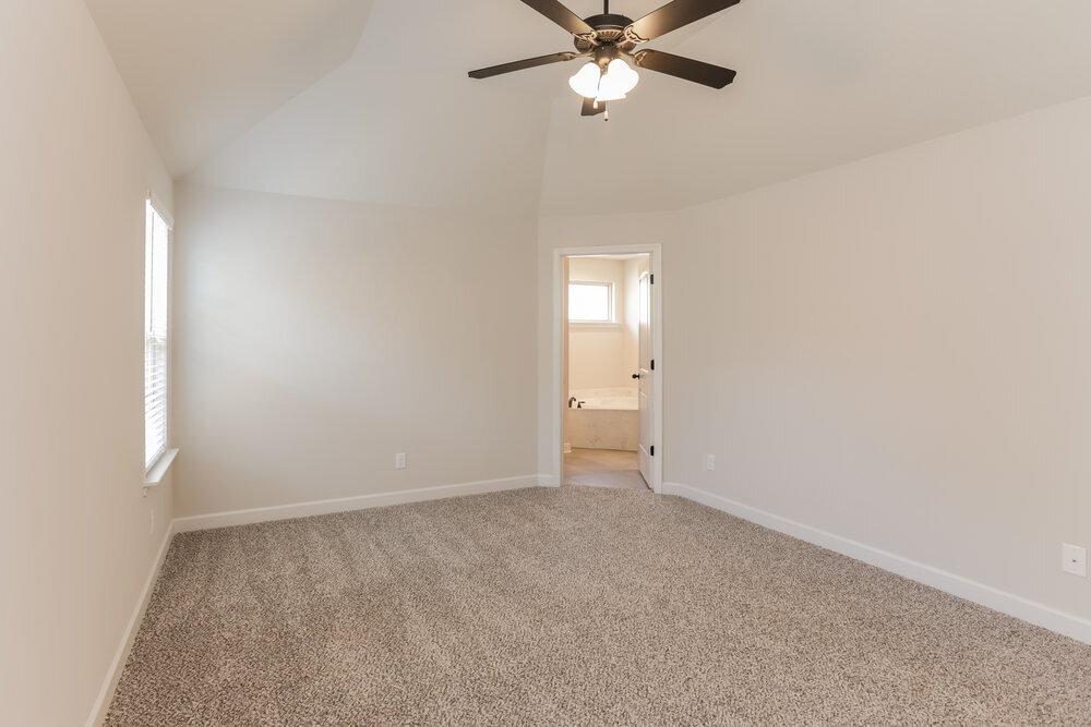 Building Photo - 1415 Chase Cv