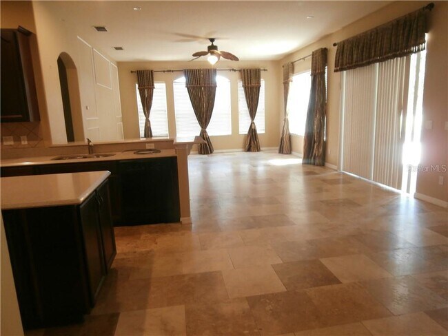 Building Photo - 7251 Winding Lake Cir