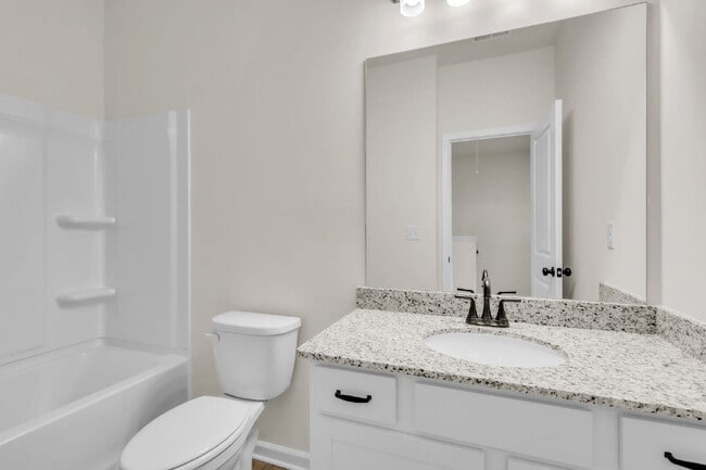 Building Photo - New Construction 3BR/2.5BA Townhome with Loft in Downtown Travelers Rest