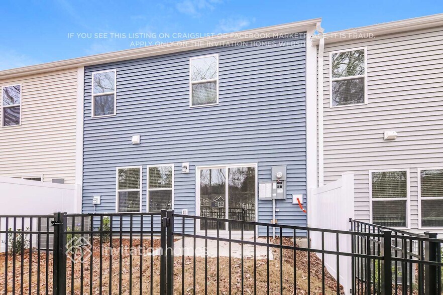 Building Photo - 832 Hilton Pk Lp