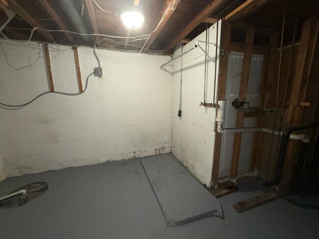 Building Photo - 1165 Patterson Rd