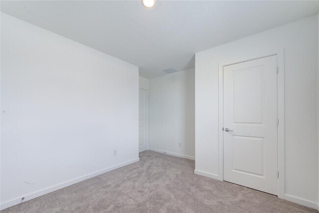 Building Photo - 7715 Primrose Myrtle Ln