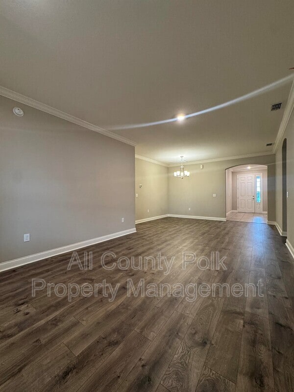 Building Photo - 272 Walkers Point Dr
