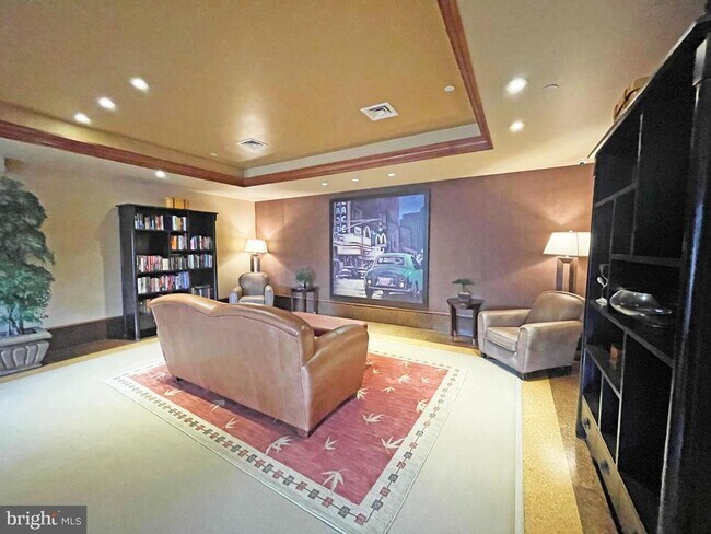 Building Photo - 11800 Sunset Hills Rd