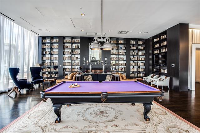 Building Photo - 2200 Victory Ave