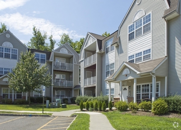 Building Photo - Canfield Mews