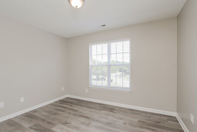 Building Photo - 11807 Golden Maple Ln