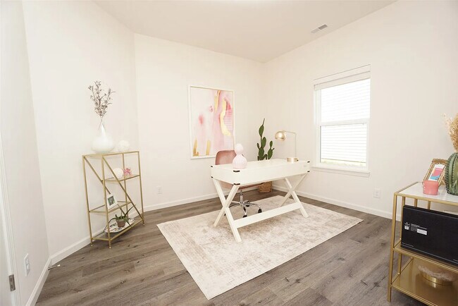 Building Photo - 2922 Poinciana Dr