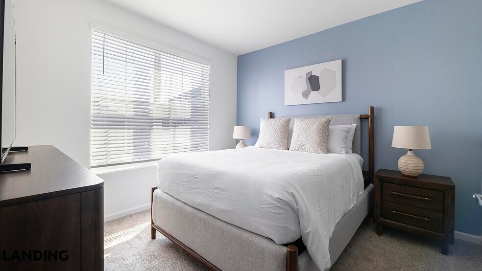 Building Photo - 2800 Milan Ct