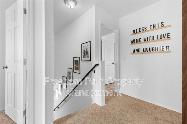 Building Photo - 3783 Pandion Dr