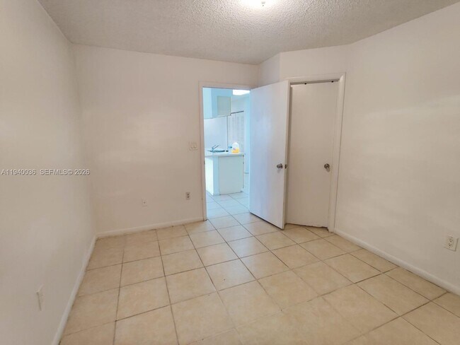 Building Photo - 17500 NW 67th Pl