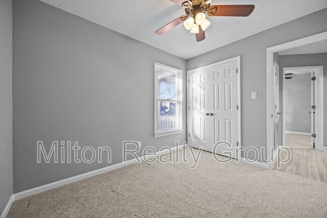 Building Photo - 4320 Falls Dr