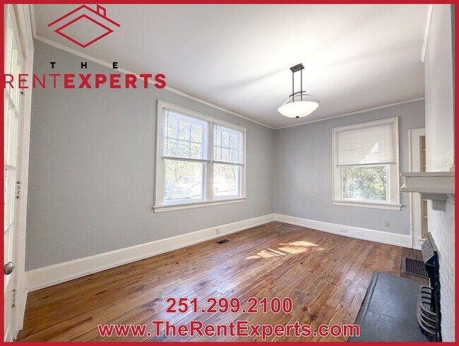 Building Photo - 206 5th St