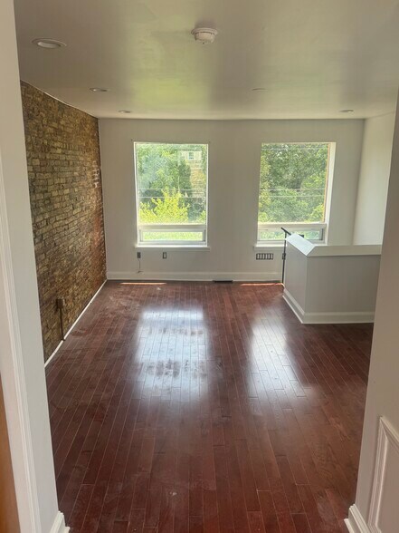 Building Photo - 524 N 31st St