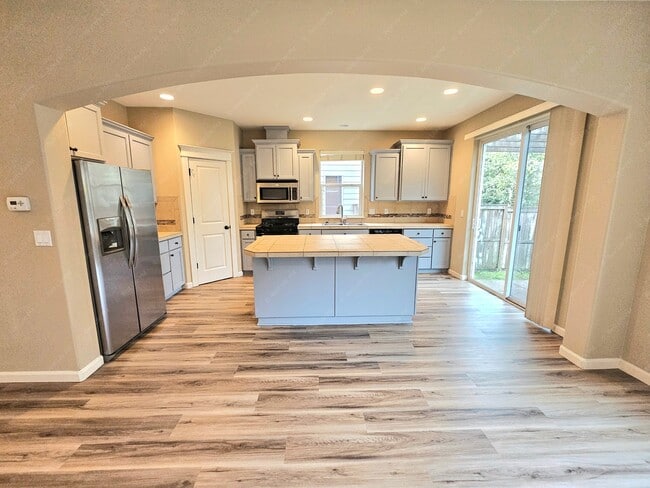 Building Photo - 18421 Brookside Rd