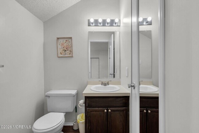 Building Photo - 4403 Aberdeen Dr