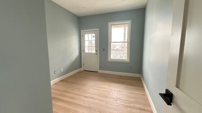 Building Photo - 663 Columbia Rd