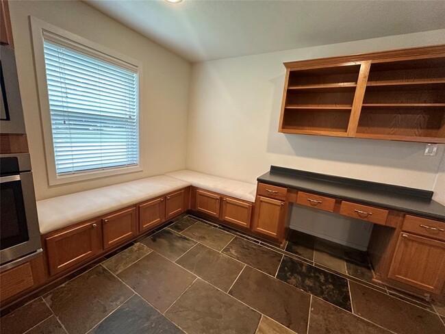 Building Photo - 9602 Fairdale Ln