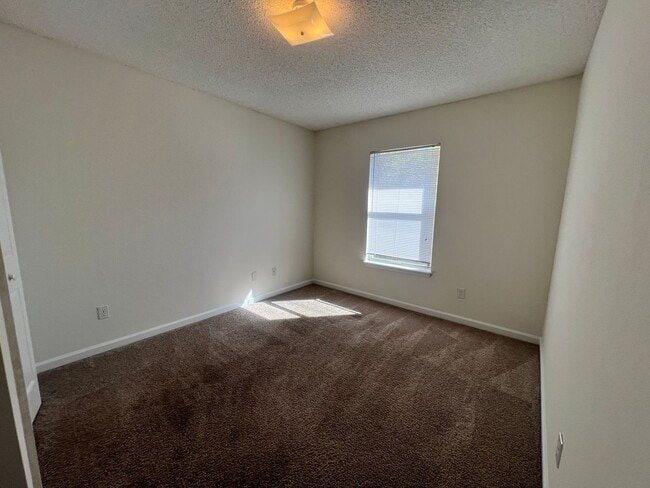 Building Photo - $1495- 3/2 in Palm Coast