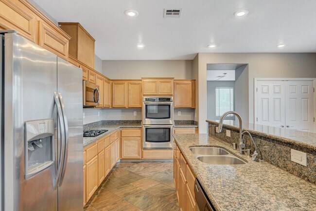 Building Photo - 1st MONTH FREE! Lone Mountain Heights Luxu...