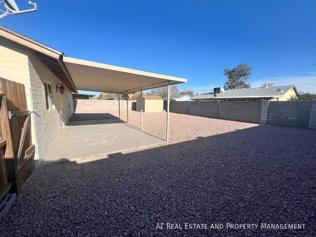 Building Photo - 6421 W Carol Ave