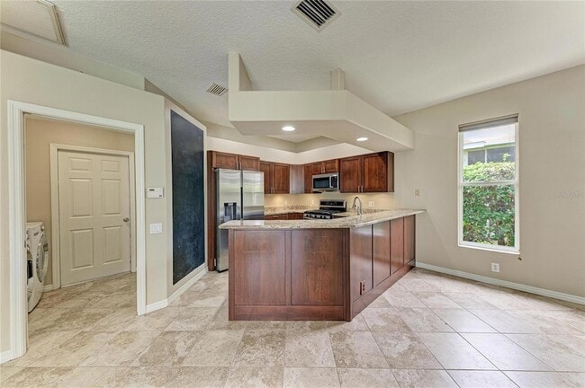Building Photo - 4315 73rd Terrace E