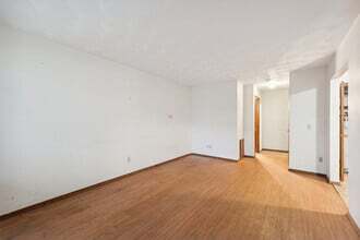 Living room - Hiland Flatz