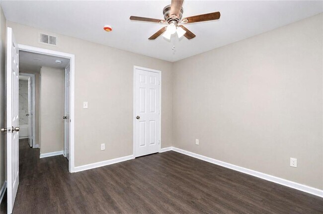Building Photo - 371 Lanier St NW