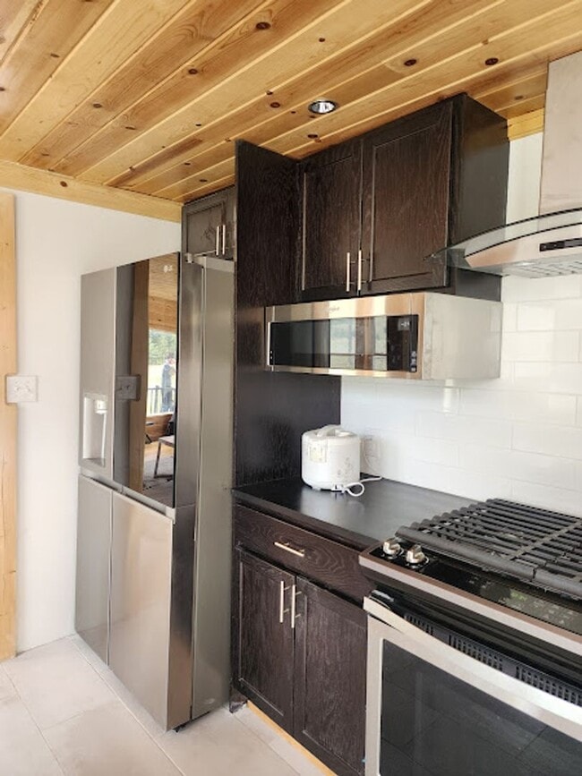 Building Photo - Long Realty & Property Management - Very Beautiful Cabin Close to Ski Resorts